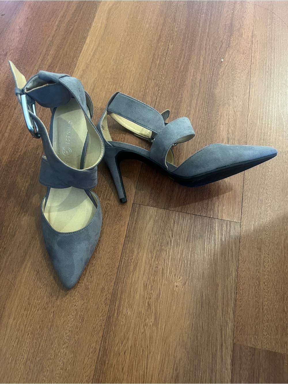 Chinese laundry - Gray Pointed Toe Strappy Pumps